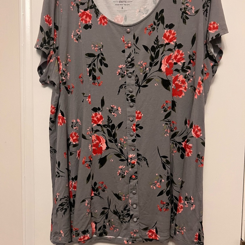 Torrid Pink and Gray Relaxed Short Sleeve T-Shirt With Faux Buttons